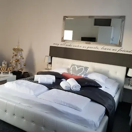 Appartamento Modern Flat In Center