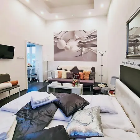 Appartamento Modern Flat In Center Budapest