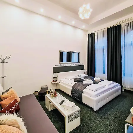 Appartamento Modern Flat In Center Budapest