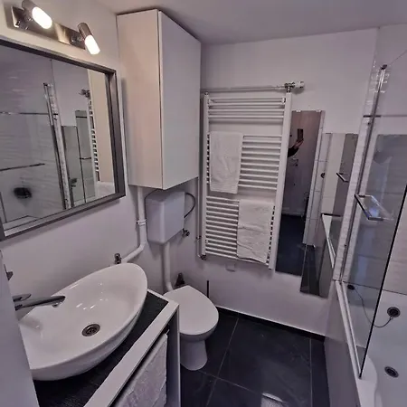 Modern Flat With Perfect Location アパート